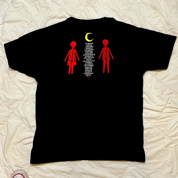 2013 Pearl Jam concert tshirt - Picture 3 of 4